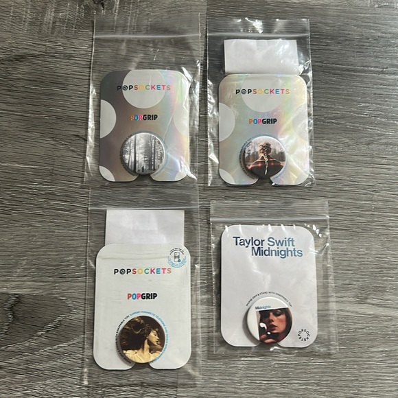 Taylor Swift Popsockets - Picture 3 of 3
